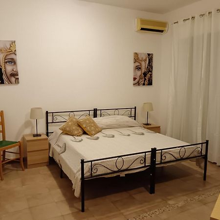 アーチ・カテーナ San Nicolo House Bed & Breakfast エクステリア 写真